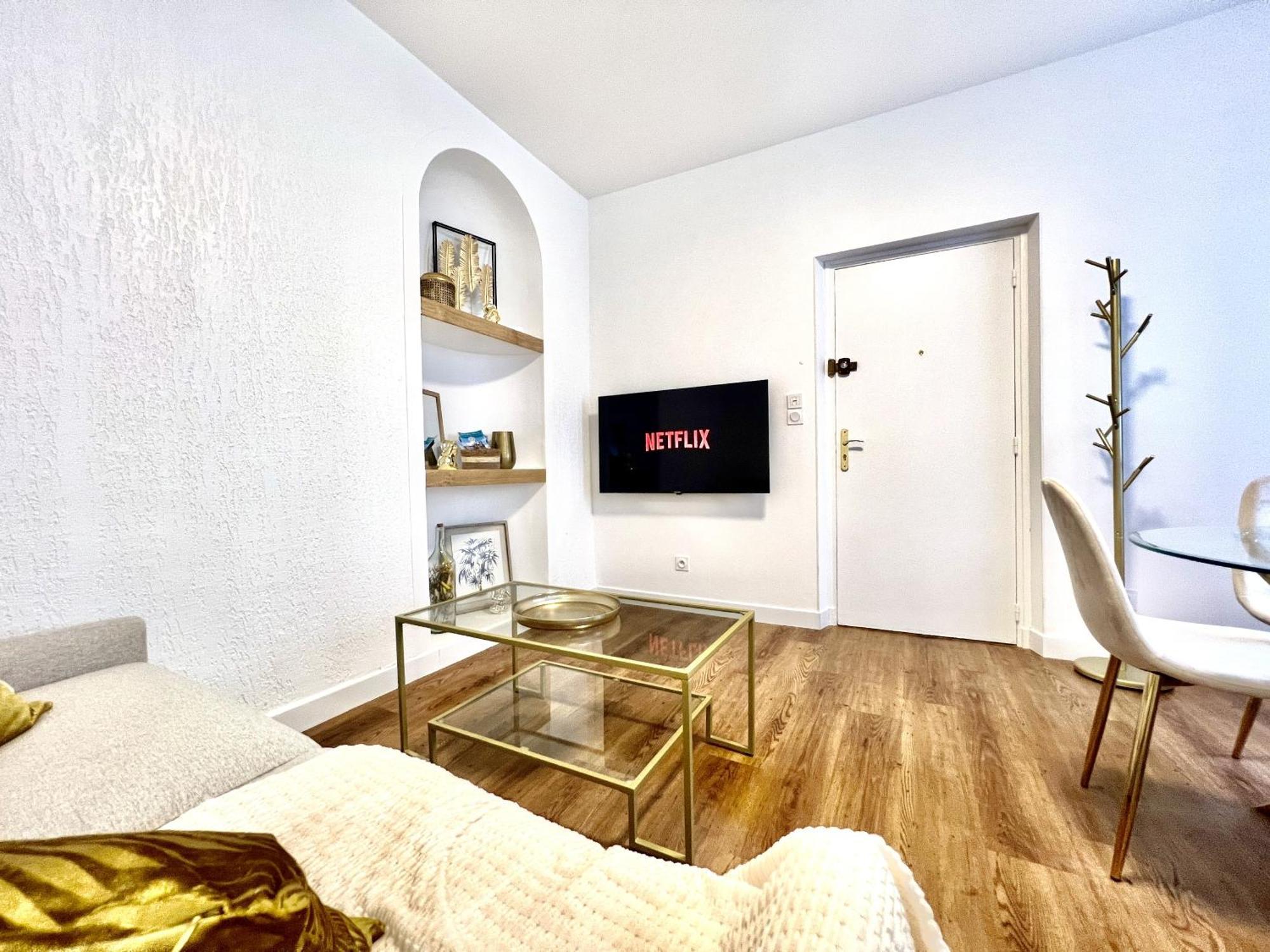 Les Logis D'Esmeralda-Des Appartements Au Charme Intemporel Romorantin-Lanthenay Dış mekan fotoğraf